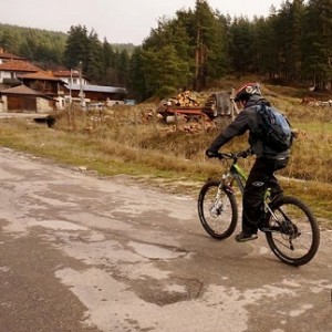 Уикенд в Копривщица с курс по планинско колоездене и каяци