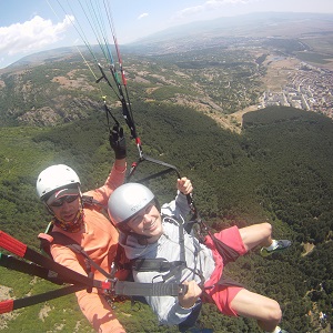 Летене с парапланер над Сопот