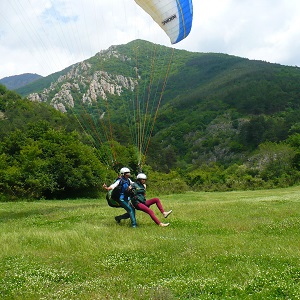 Летене с парапланер над Сопот