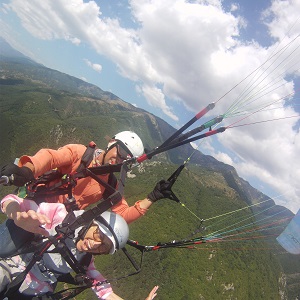 Летене с парапланер над Сопот