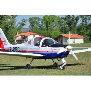 Полет със самолет около ятото