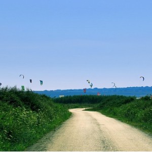 Уроци по кайт сърф на остров Гьокчеада в Турция от Crazy Island с 40 % за каузата на Vitosha Snowkite fest Уроци по кайт сърф на остров Гьокчеада в Турция от Crazy Island с 40 % за каузата на Vitosha Snowkite fest