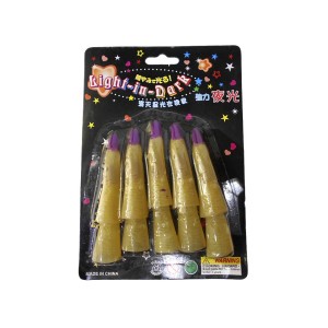 Светещи пръсти