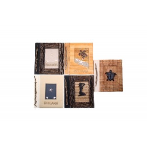 АЛБУМ С НАДПИС “БЪЛГАРИЯ“,5 ДИЗАЙНА,19Х19СМ