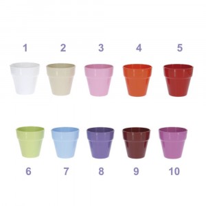 Кашпа пластик микс цветове 23Χ20Η