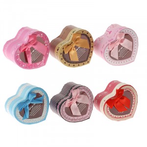 Катронена кутия Сърце, 6 модела, 13X12X8.5CM.