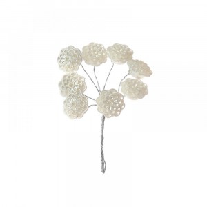 Букет от малки бели цветя на тел, 10 см