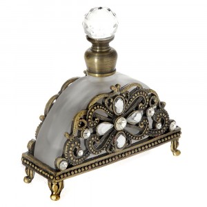 Стъклена бутилка с метална декорация и камъни, 8Х3Х9 см