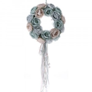 Венец от  рози, плат,  розово и синьо