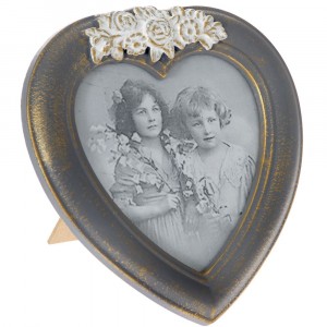 Дървена рамка за снимки сърце, сива, 18х18 см