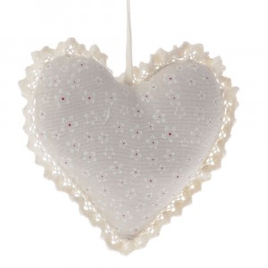 Сърце от плат, крем, 15х14 см