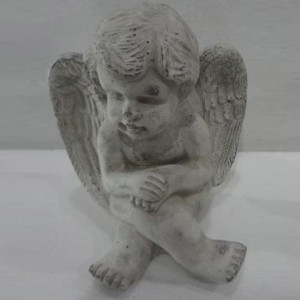 Керамична фигура ангел, седнал, 17х16х20 см