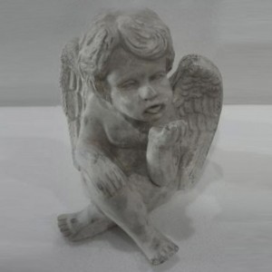 Керамична фигура ангел, въздушна целувка, 17х16х20 см