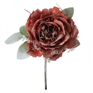 Заскрежено цвете с дантела и листенца, червено, 13х20 см