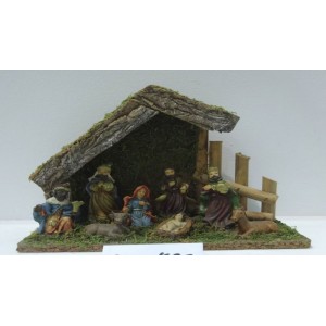 Дървена сцена РОЖДЕСТВО 2 с поли фигури, 25х9х18 см