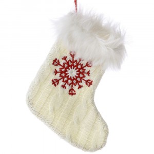 Плетено чорапче бяло, 13х17 см