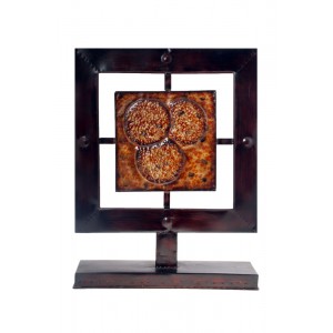 Рамка на постамент,3 кръгчета,42х11х55см.(1/6)