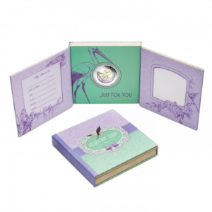 Сребърна монета "Честита рожба", с частично цветно покритие Сребърна монета "Честита рожба", с частично цветно покритие