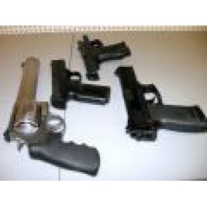 Урок по стрелба с пистолет - полудневен пакет