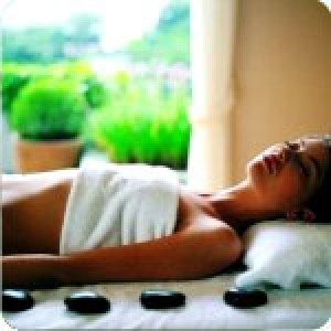 Масаж с топли вулканични камъни Масаж с топли вулканични камъни