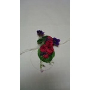 Гривна от естествени цветя