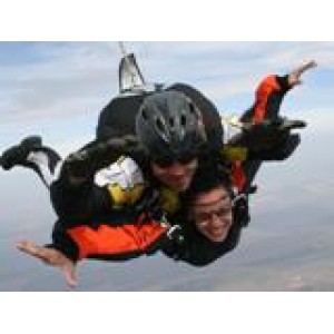 Тандемен скок с парашут VIP Пакет - Ихтиман