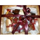 Подаръчна кошница с вино и белгийски шоколад Подаръчна кошница с вино и белгийски шоколад